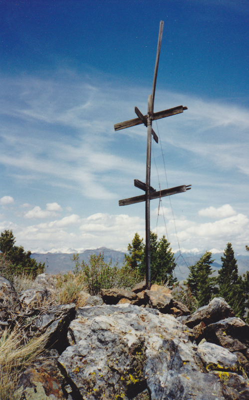 The USGS triangulation signal on Timbered Dome looking north to the Lost River Range. Rick Baugher Photo 5-22-1994