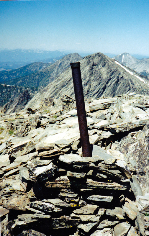 The summit of Monument Peak looking toward Freeman Peak and showing the Mont-Ida 472.066 mile marker. Rick Baugher Photo and commentary.
