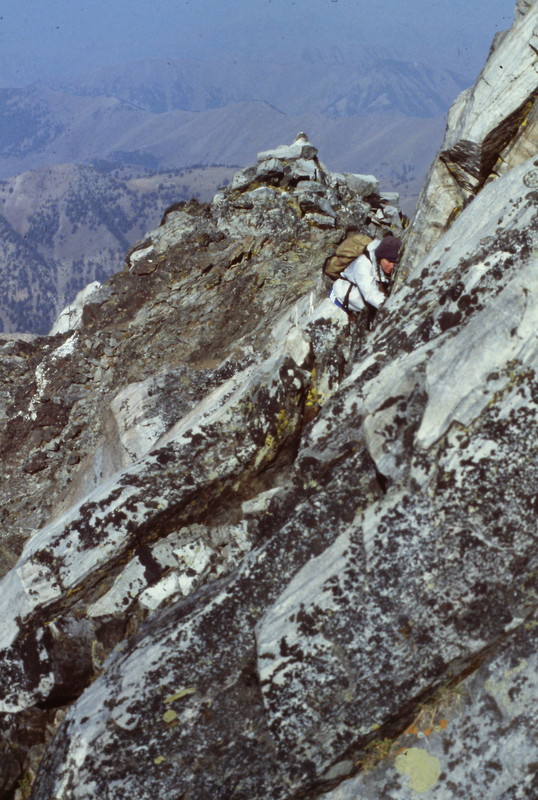 This is a shot of the Clasds 3 terrain on the upper west ridge route. Route finding skills are essential to avoid Class 4 climbing.
